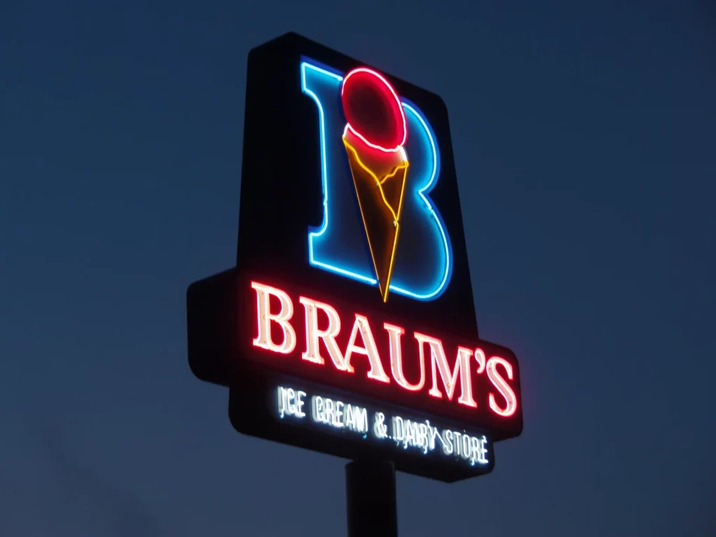 BRAUM'S